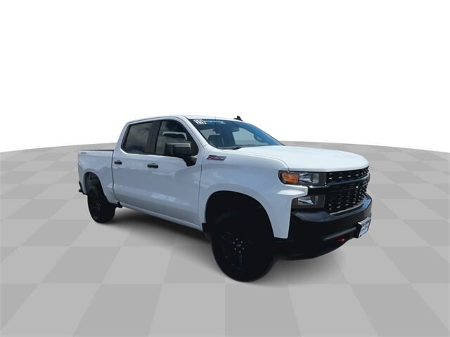 2019 Chevrolet Silverado 1500 Custom Trail Boss photo 2
