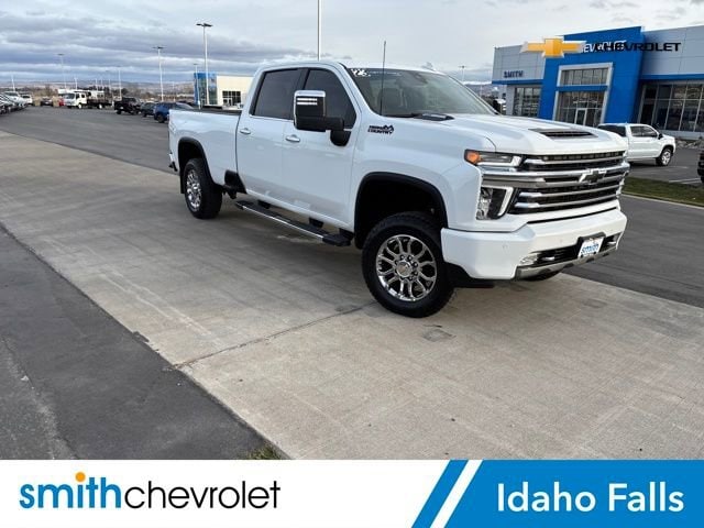 2023 Chevrolet Silverado 3500HD High Country's photo