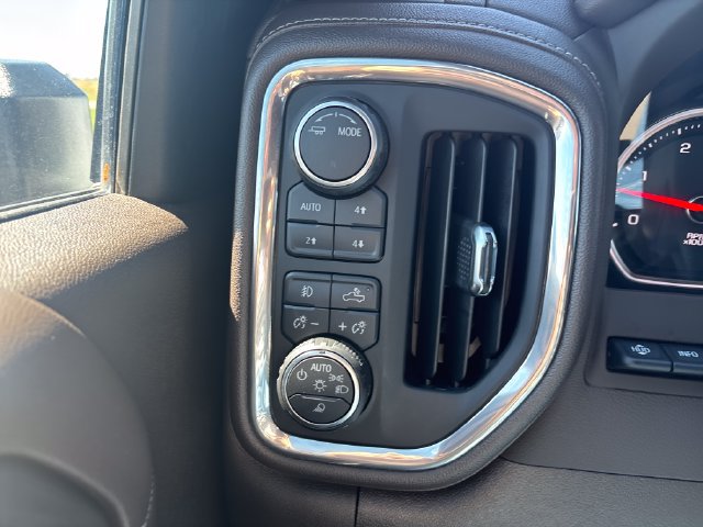 2023 Chevrolet Silverado 3500HD LTZ - Photo 17