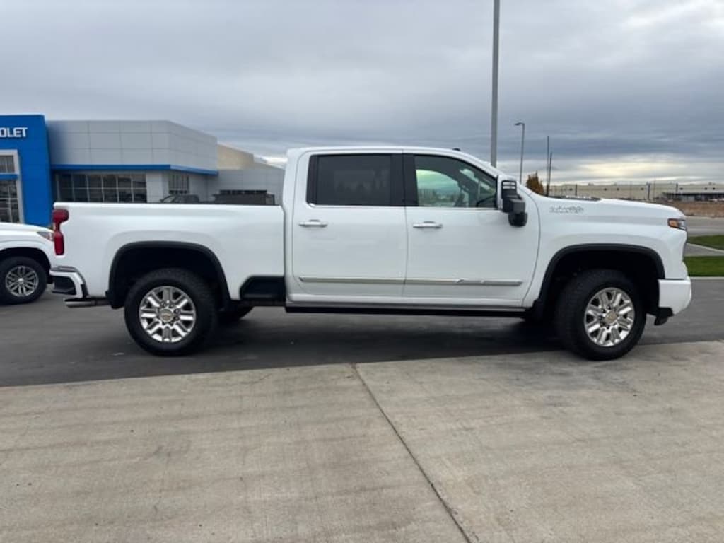 Used 2024 Chevrolet Silverado 2500 HD High Country Truck