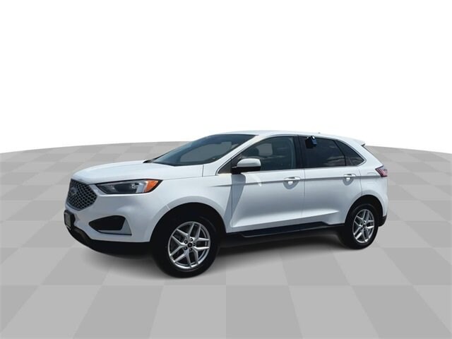 2023 Ford Edge SEL photo 3