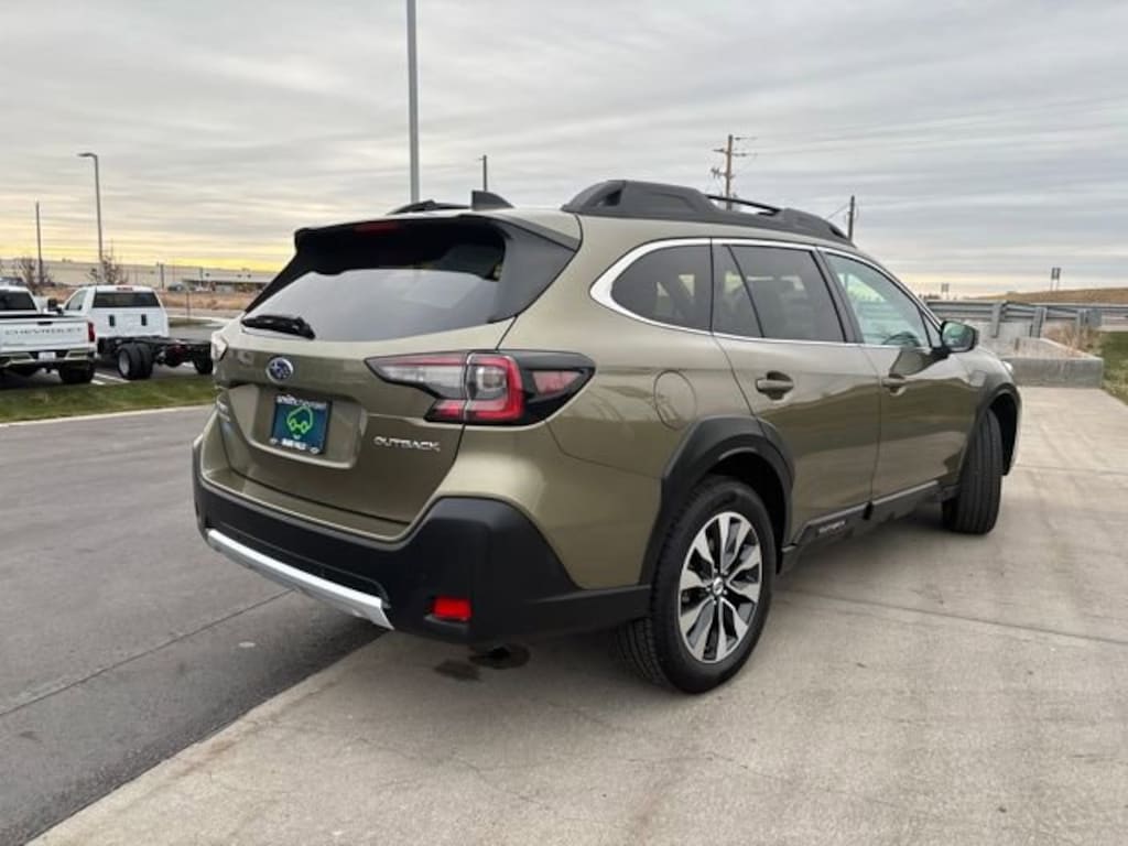 Used 2023 Subaru Outback Limited SUV