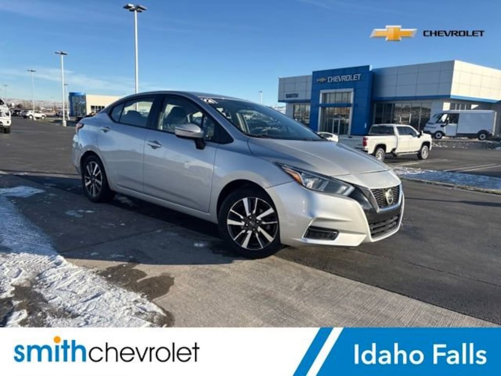 Used 2021 Nissan Versa SV Xtronic CVT Sedan