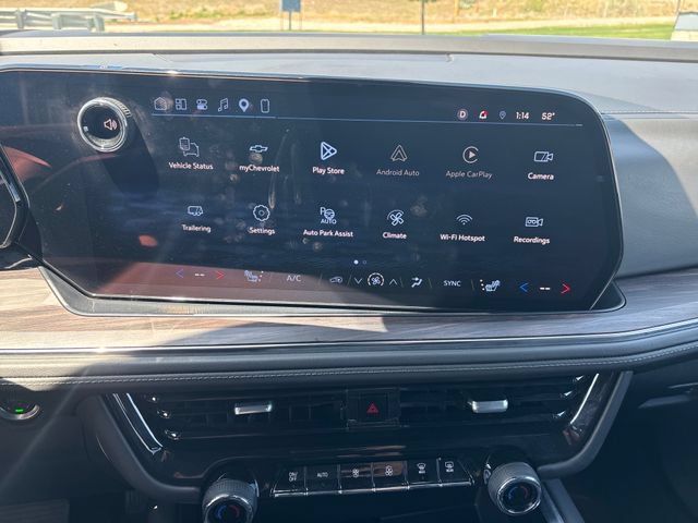 2025 Chevrolet Suburban Z71 - Photo 19