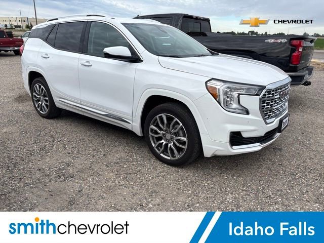 2024 GMC Terrain Denali AWD's photo