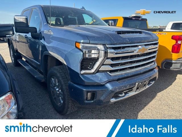 2024 Chevrolet Silverado HD High Country 4WD Crew Cab Long Box SRW's photo