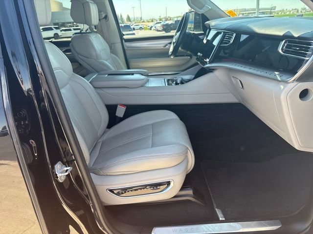 2022 Jeep Grand Wagoneer Series I - Photo 23