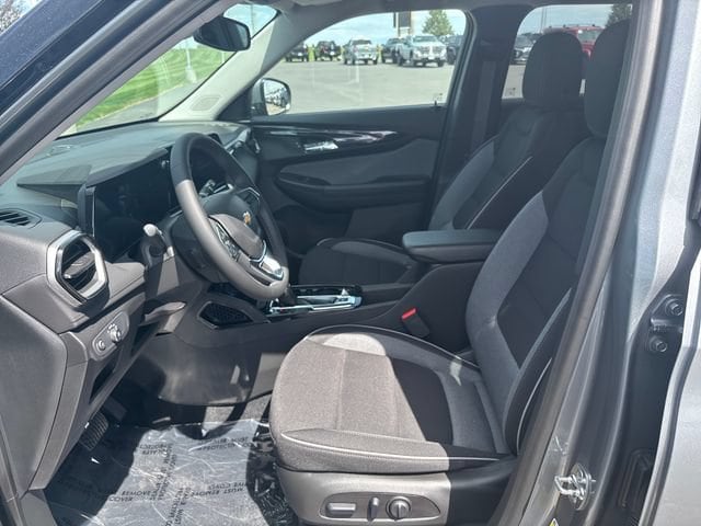 2026 Chevrolet Trailblazer LT - Photo 9