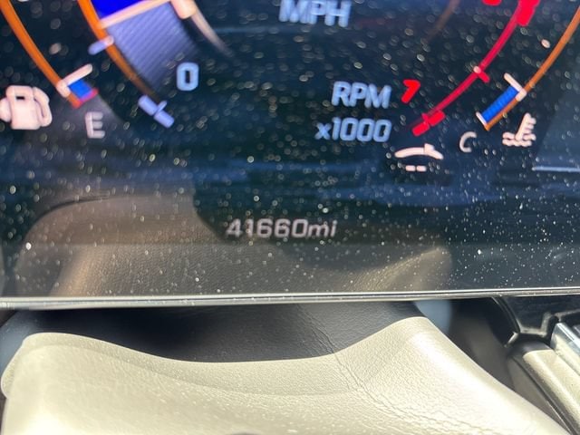 2025 Chevrolet Suburban Z71 - Photo 16