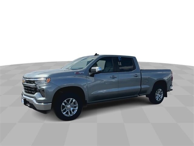 2025 Chevrolet Silverado 1500 LT photo 4