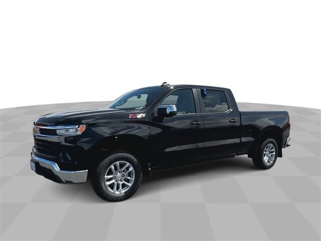2025 Chevrolet Silverado 1500 LT photo 4