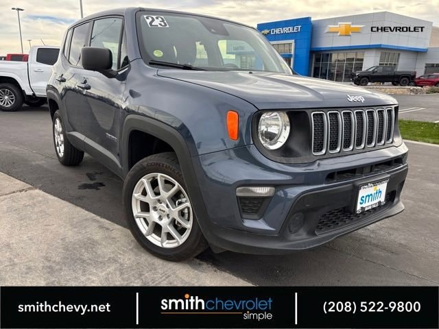 2023 Jeep Renegade Latitude's photo