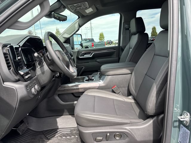 2026 Chevrolet Silverado 3500 HD LTZ - Photo 9