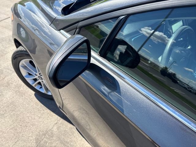 2020 Ford Fusion SE - Photo 28