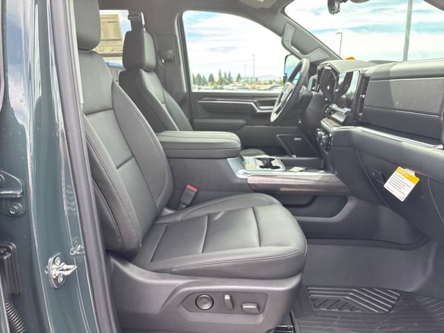 2026 Chevrolet Silverado 3500 HD LTZ - Photo 23