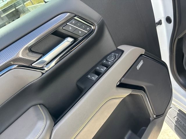 2023 Chevrolet Silverado 1500 ZR2 - Photo 11