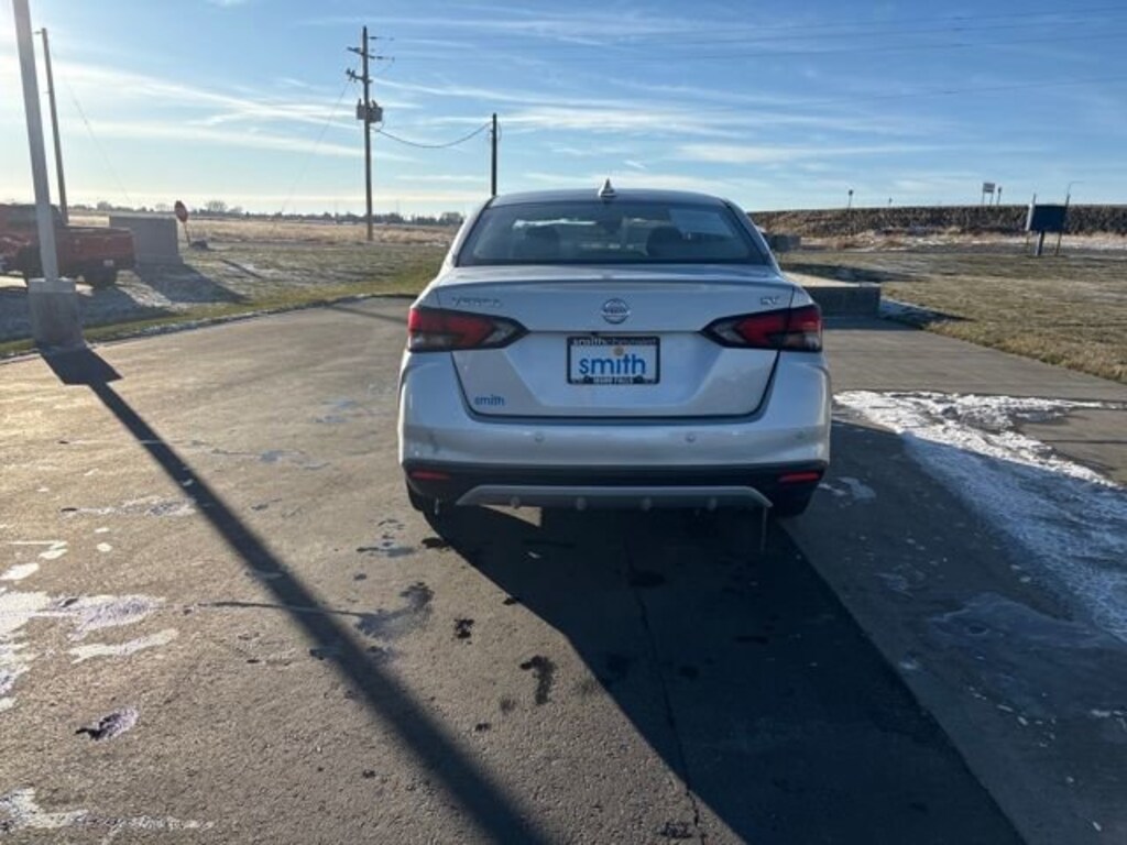 Used 2021 Nissan Versa SV Xtronic CVT Sedan