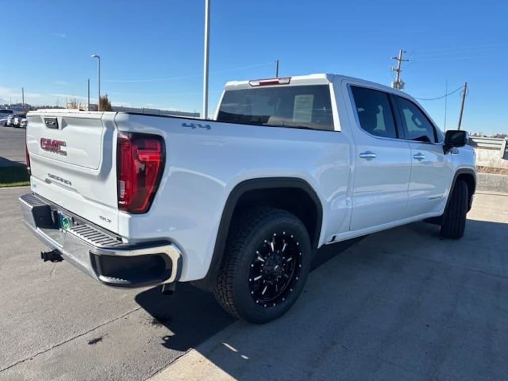 Used 2024 GMC Sierra 1500 SLT Truck
