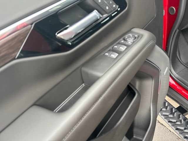 2026 Chevrolet Tahoe Z71 - Photo 11