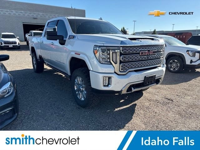 2022 GMC Sierra 4WD Crew Cab Standard Box Denali's photo