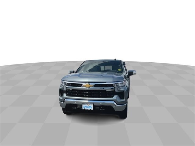 2025 Chevrolet Silverado 1500 LT photo 3