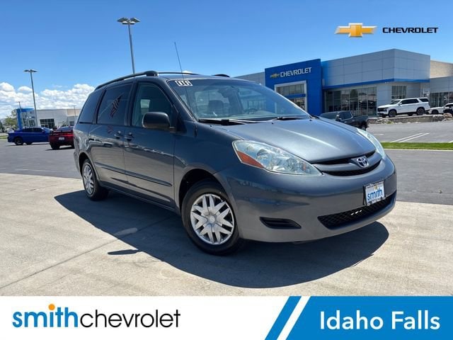 2006 Toyota Sienna LE 7-Passenger's photo