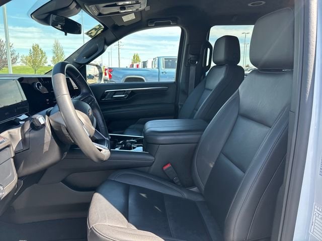 2025 Chevrolet Tahoe LT - Photo 9