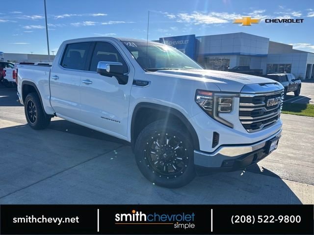 2024 GMC Sierra 1500 SLT's photo