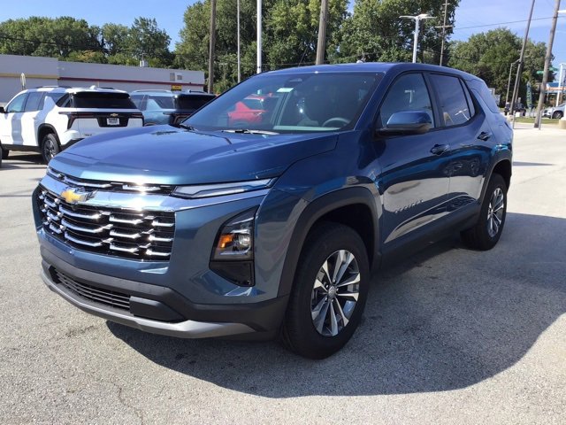 2026 Chevrolet Equinox LT photo 4