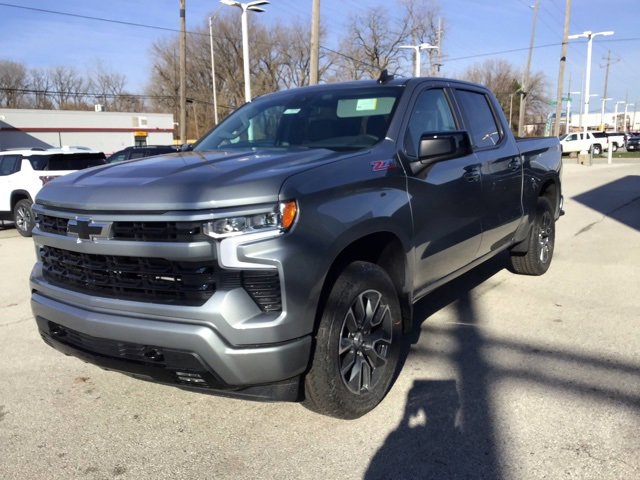 2026 Chevrolet Silverado 1500 LT photo 3