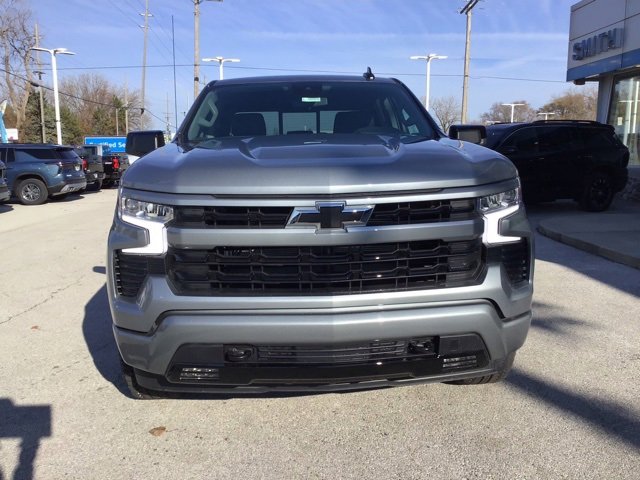 2026 Chevrolet Silverado RST photo 3