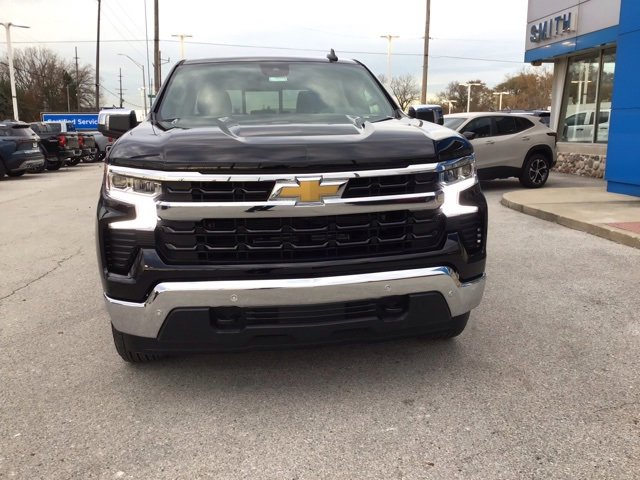 2026 Chevrolet Silverado 1500 LT photo 2