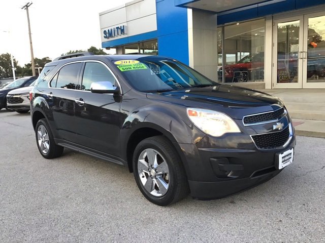 2015 Chevrolet Equinox LT photo 2