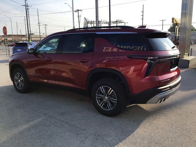2025 Chevrolet Traverse LT - Photo 8