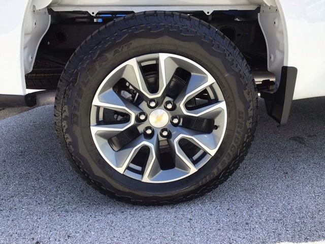 2026 Chevrolet Silverado 1500 LT - Photo 15
