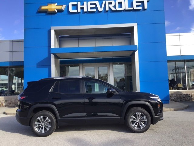 2026 Chevrolet Equinox LT photo 3