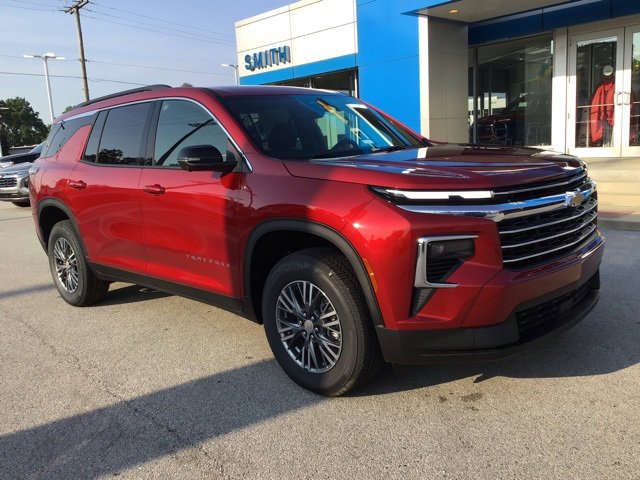 2025 Chevrolet Traverse photo 2