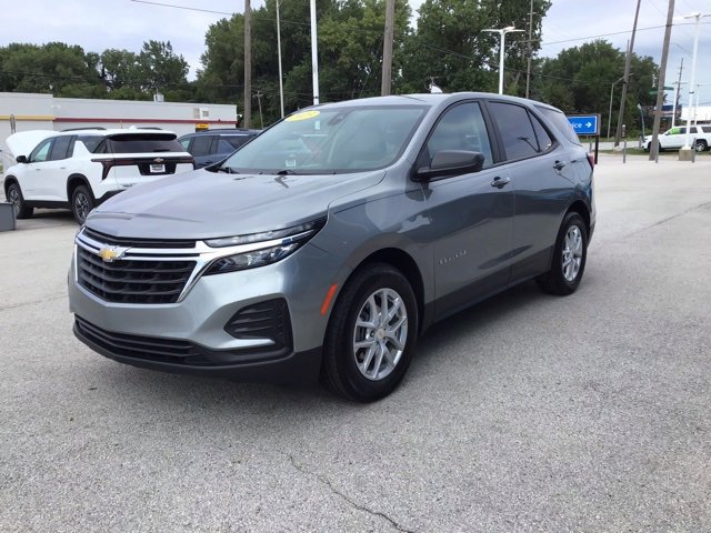 2023 Chevrolet Equinox LS photo 4
