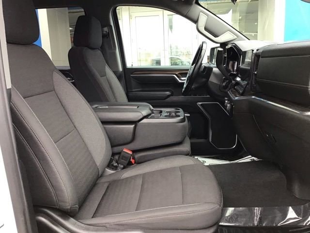 2025 Chevrolet Silverado 1500 LT - Photo 28