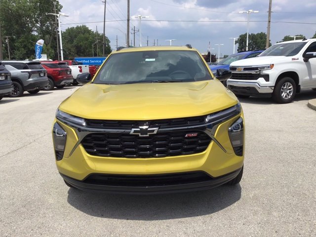 2025 Chevrolet Trax photo 3