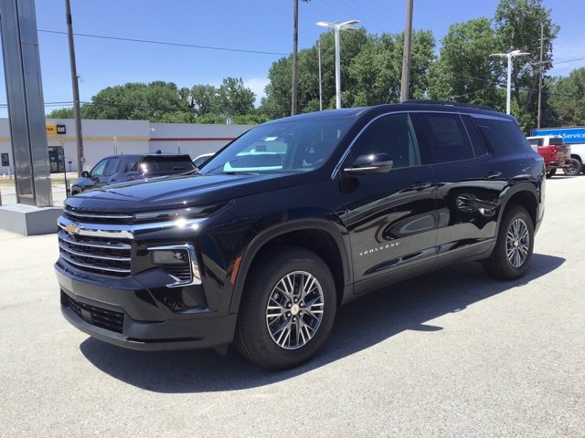 2025 Chevrolet Traverse photo 4
