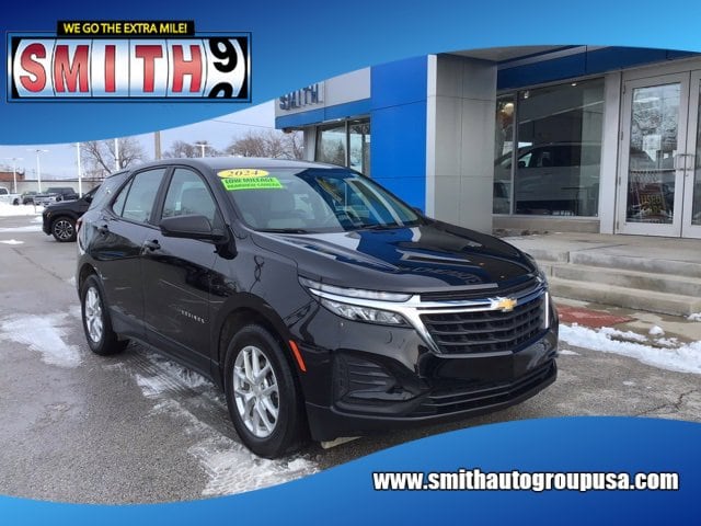 2024 Chevrolet Equinox LS's photo