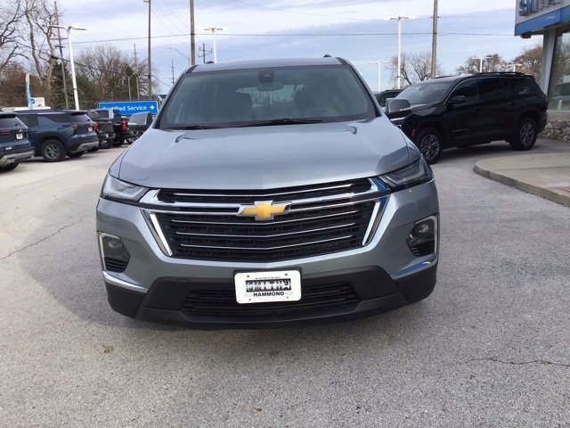 2023 Chevrolet Traverse Cloth photo 2