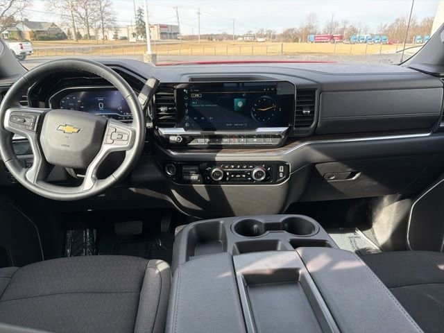 2025 Chevrolet Silverado 1500 LT - Photo 14