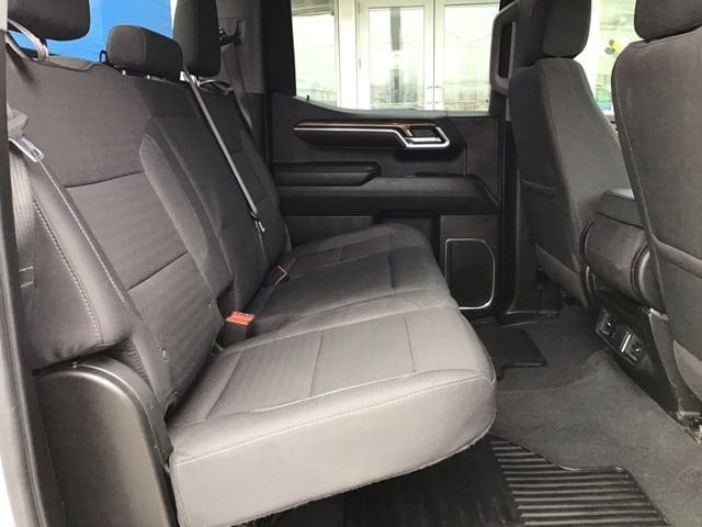 2025 Chevrolet Silverado 1500 LT - Photo 26