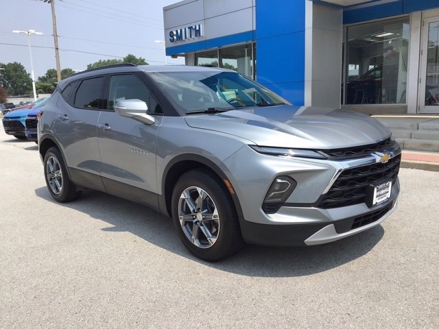 2023 Chevrolet Blazer 3LT photo 2