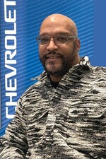 Staff member Deandre J from ID_f237e7
