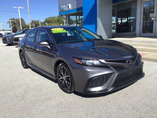 2023 Toyota Camry SE photo 2