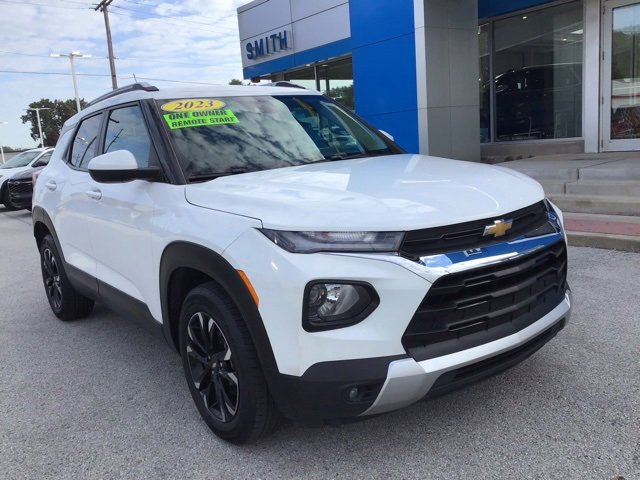 2023 Chevrolet Trailblazer LT photo 2