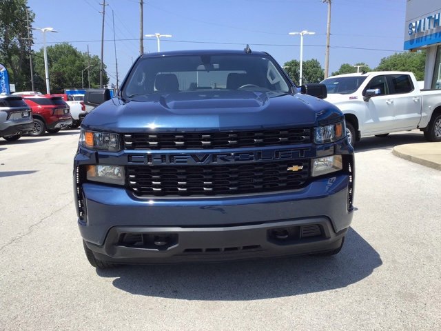 2021 Chevrolet Silverado 1500 Custom photo 3